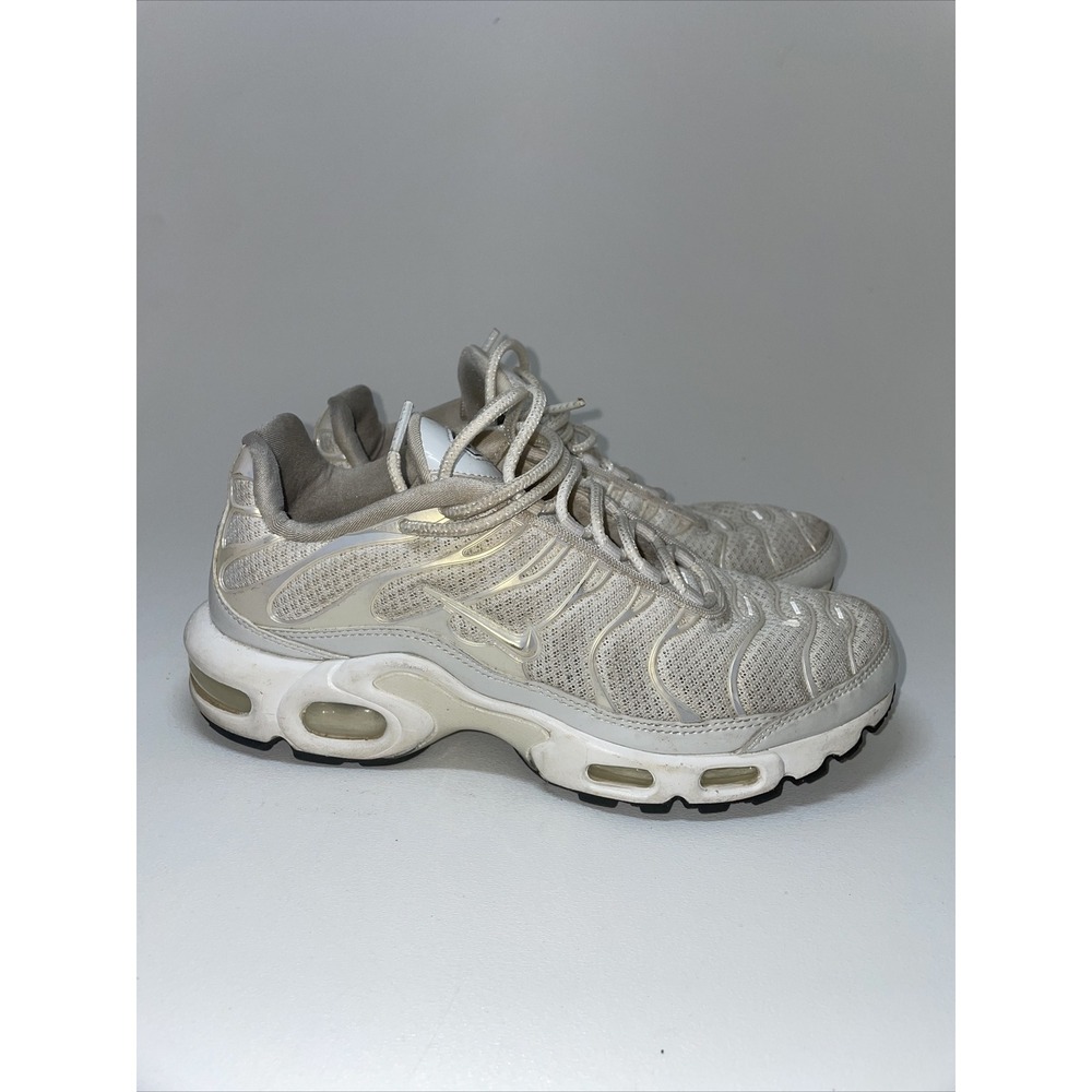 Women's Size 6.5 Nike Air Max Plus White Running Shoes